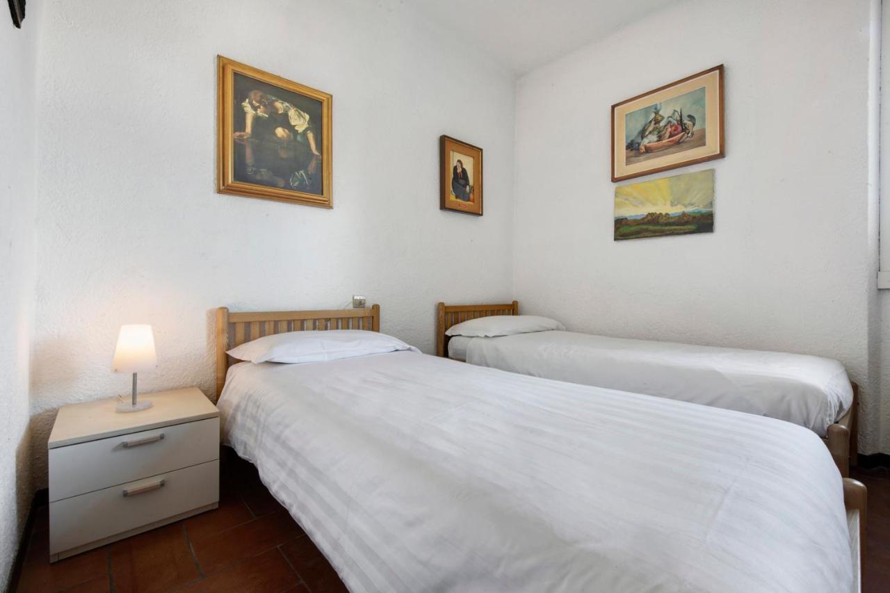 Residence I Prati Di Giussana Lierna Eksteriør billede